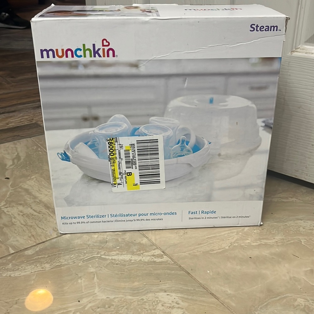 Munchkin microwave sterilizer. Brand new in box.